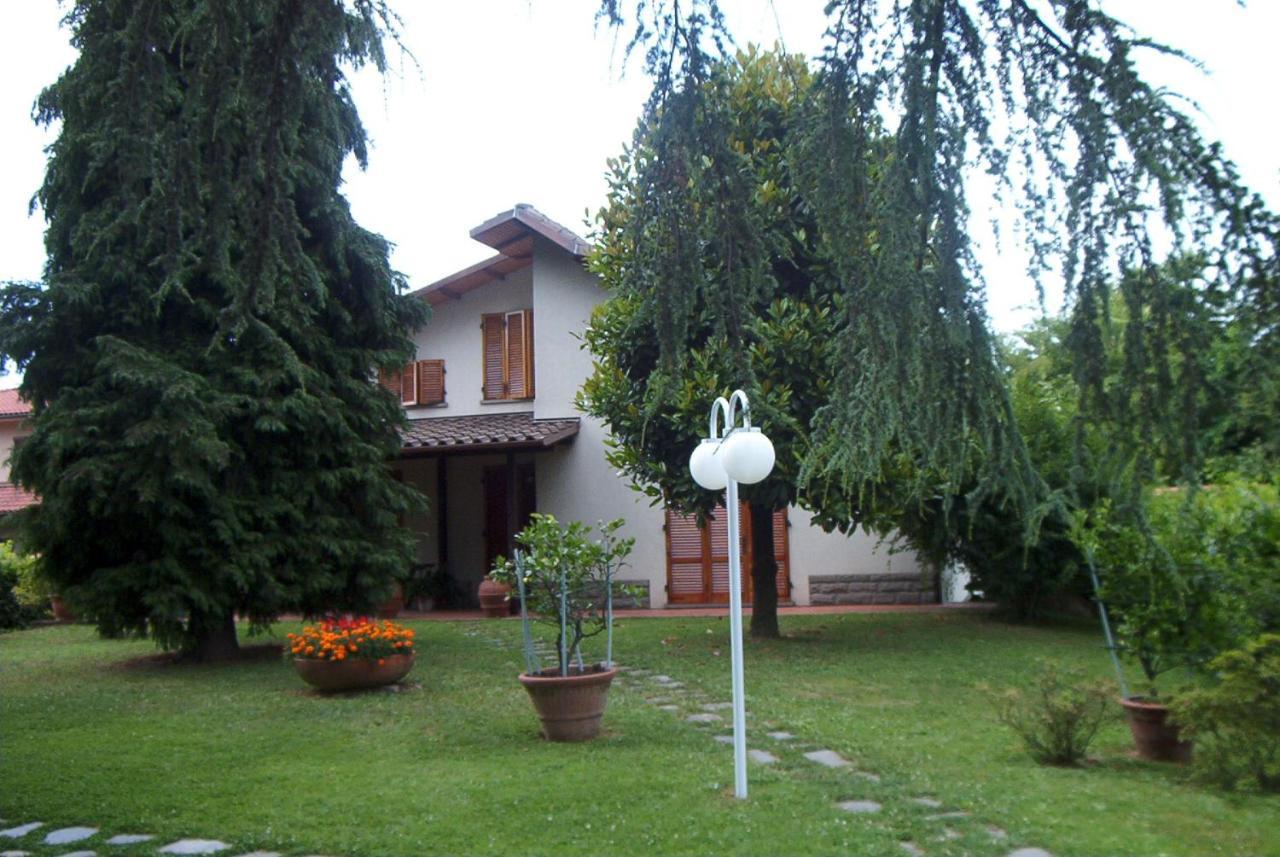 Appartamento Di Lusso In Villa Riccardo Барга Экстерьер фото